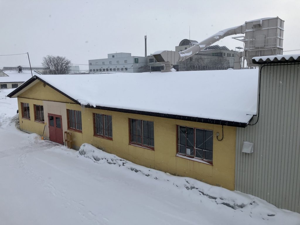 雪かきから始まった冬の日、50年ぶりの親友との再会