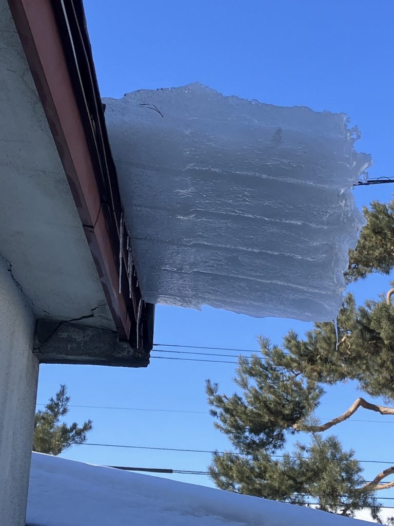 「氷の塊、風船アイスキャンドル、そして父との思い出」