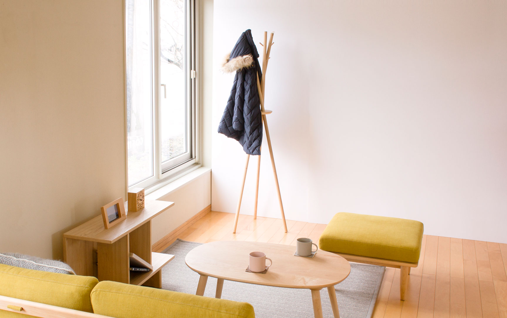 「コサインのトリセツ」Tepee コートスタンド
